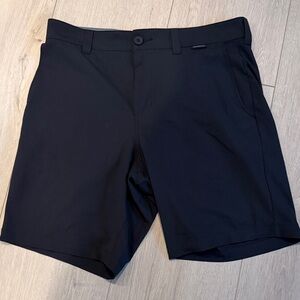 Travis Mathew Black Wanderlust 9” Performance Shorts